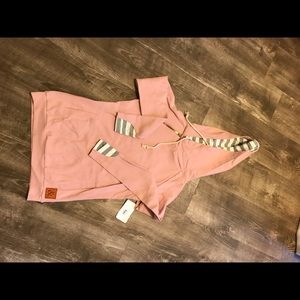 Ampersand Avenue Exclusive